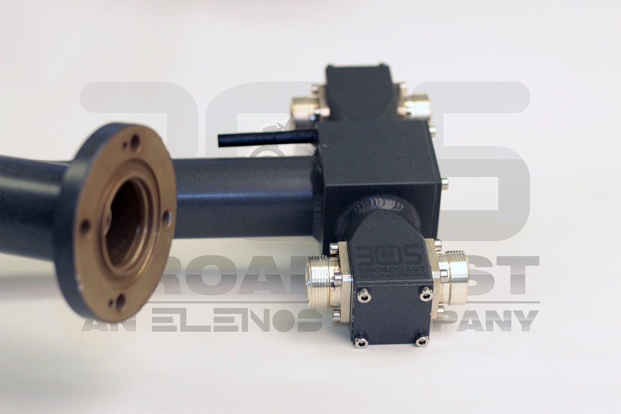 FM Power Divider 1x4. Input connector 1-5/8" x 4 Outputs connectors 7/16" - 305broadcast
