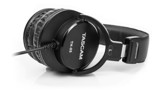 Tascam TH-05 - Monitoring Headphones - 305broadcast